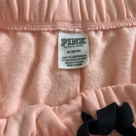 VS PINK Shorts - Picture 3 of 4